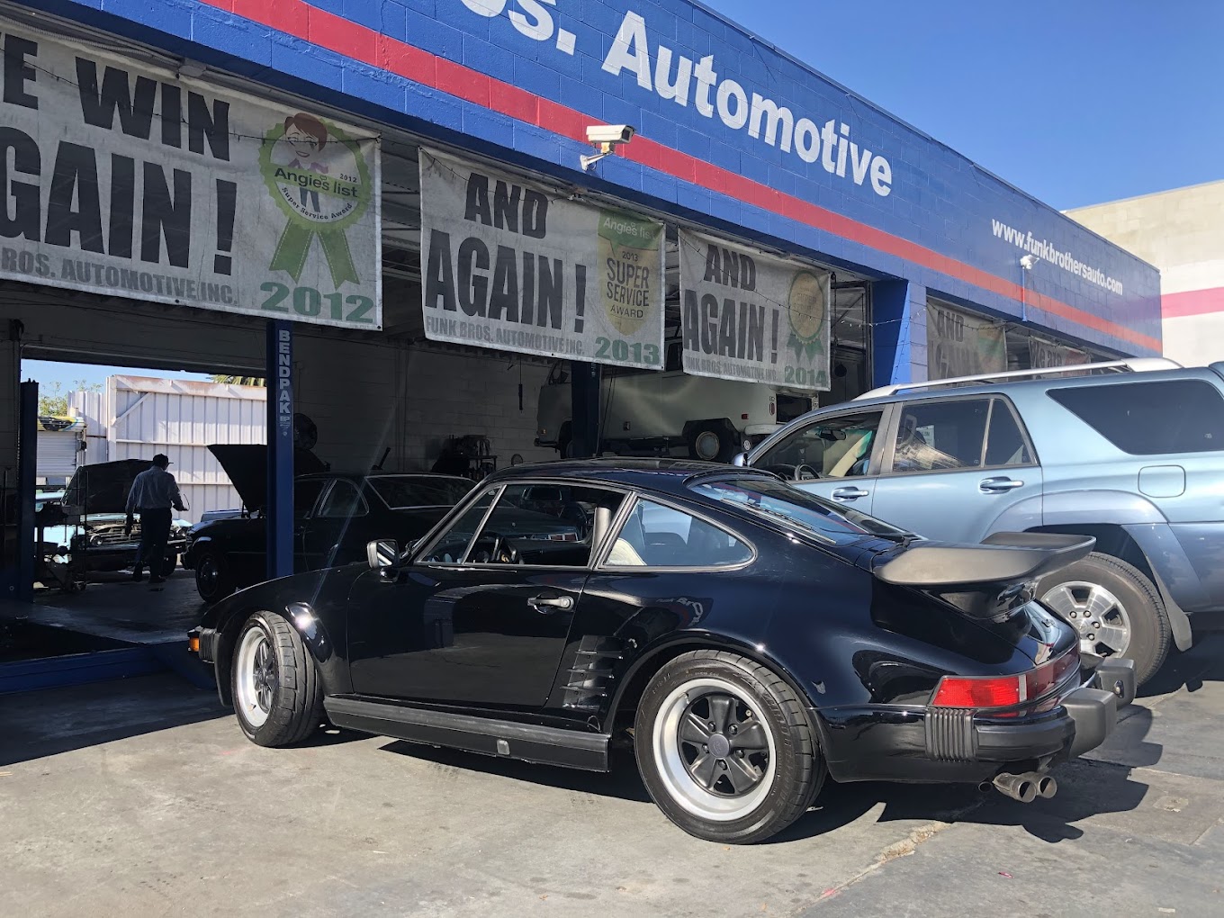 Funk_Brothers_Auto_Openbay4.jpg