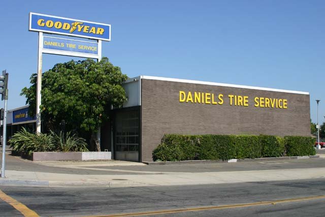 daniels2.jpg