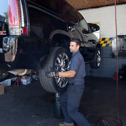 Costa Auto Care and Tire header image