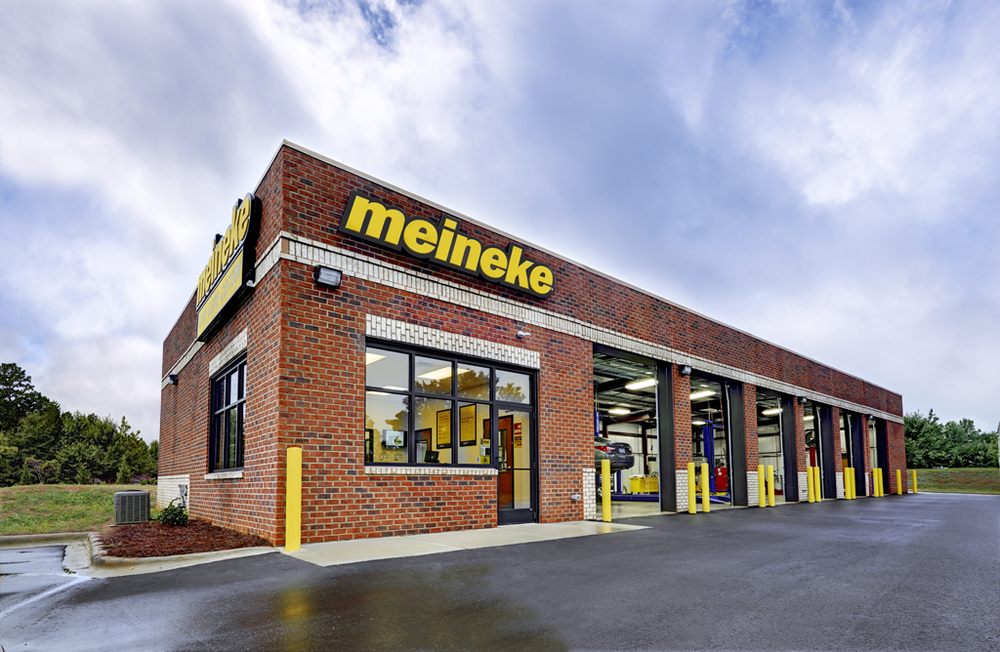 Meineke Car Care Center - Lawndale header image