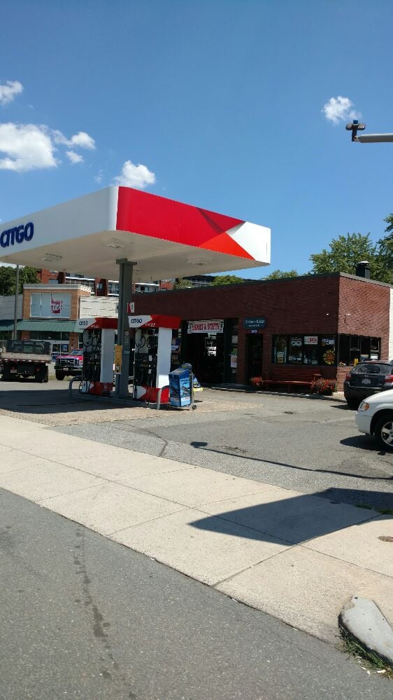 Lucey's Service Station header image