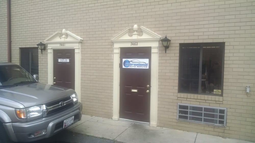 International Auto Service Center header image