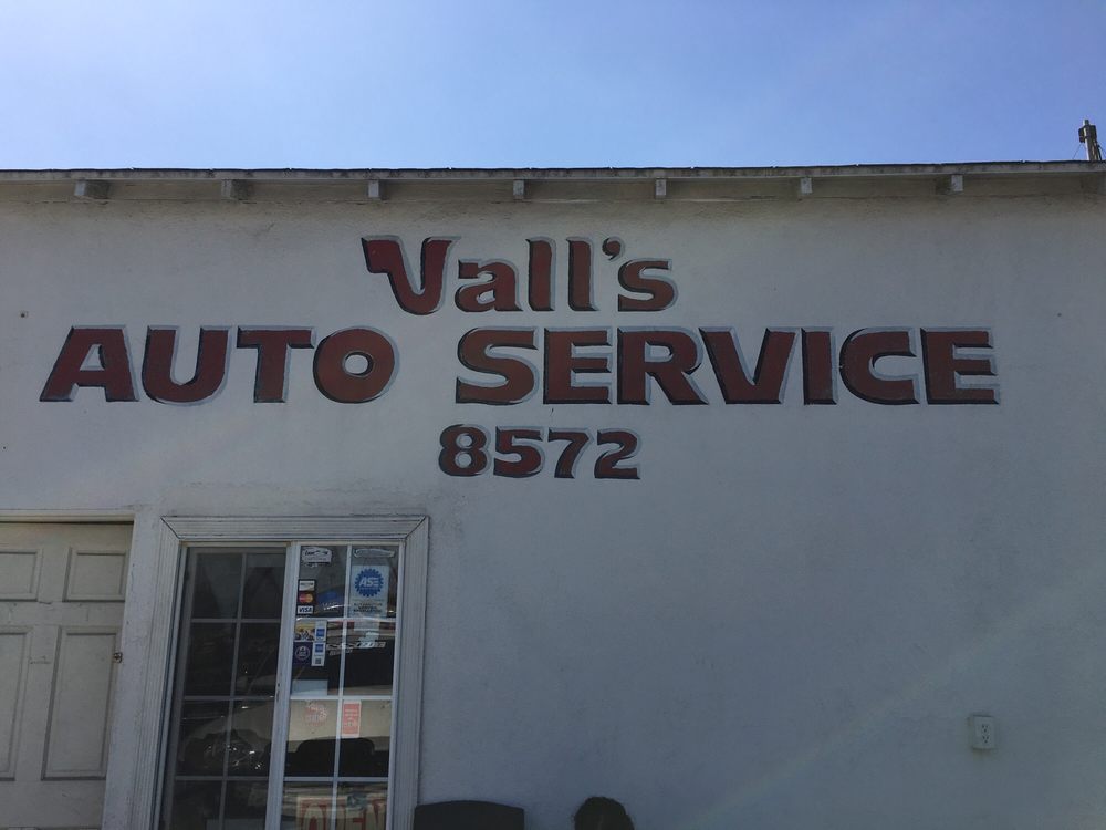 Vall's Auto Service header image